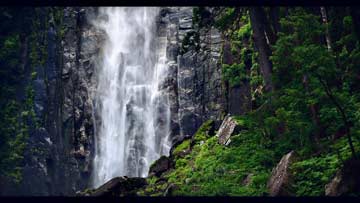 nachi falls japan